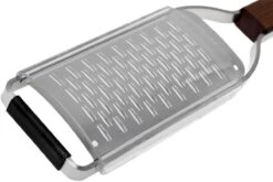 Microplane Master Grater Rallador Ribbon #4, Medio 43302 -CocinaPro Ventas MP43302 03 microplane master grater mp43302 03