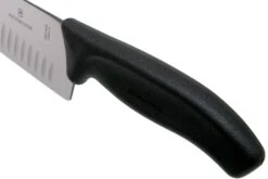 Victorinox SwissClassic 6.8023.25G Cuchillo Para Trinchar Con Hoyuelos 25 Cm, Negro 11 Victorinox SwissClassic 6.8023.25G Cuchillo Para Trinchar Con Hoyuelos 25 Cm, Negro -CocinaPro Ventas VT6 8023 25G 05 victorinox