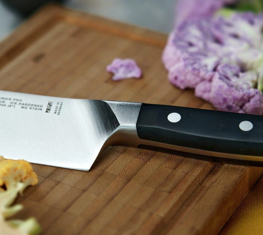 Zwilling Pro Cuchillo Cocinero 20cm, 38401-201 10 Zwilling Pro Cuchillo Cocinero 20cm, 38401-201 - Imagen 8