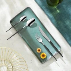 Amefa Soprano 1114, Cubertería De 16 Piezas 13 Amefa Soprano 1114, Cubertería De 16 Piezas -CocinaPro Ventas soprano bestekset 16 delig zwart ambiance 1114dttr16b60